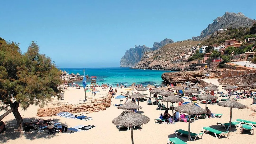 Can Botana 4-Gorgeous Beach Accommodation Cala de Sant Vicenc Spanje