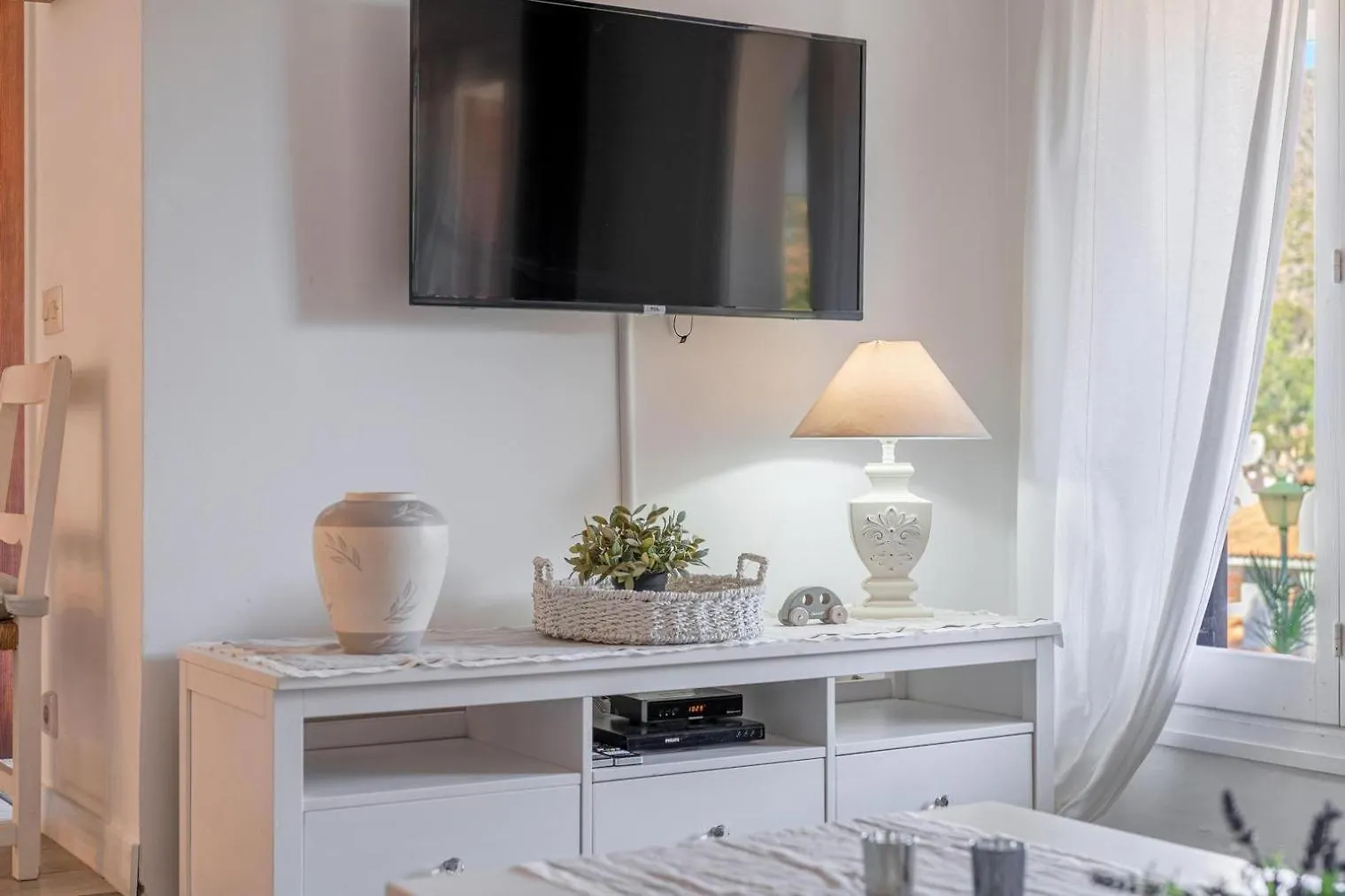 Can Botana 4-Gorgeous Beach Accommodation Cala de Sant Vicenc Vakantiehuis